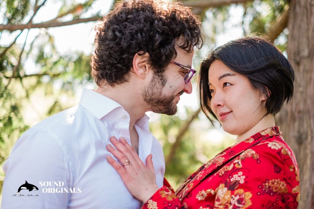 Noah + Cathy Gas Works Park Engagement // Noah & Cathy -