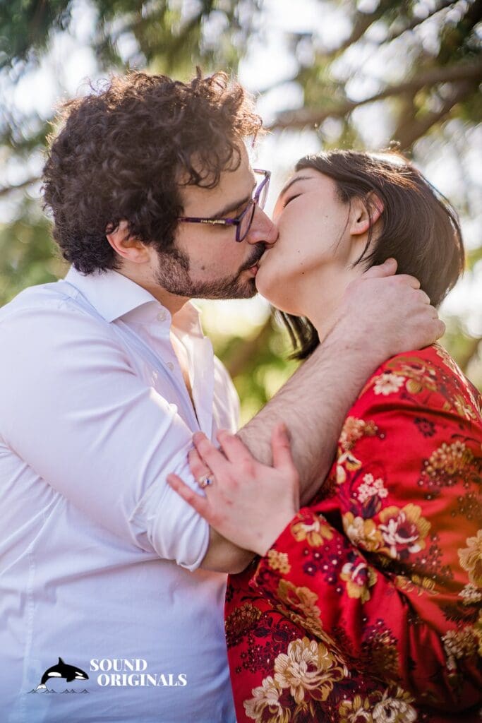 Noah + Cathy Gas Works Park Engagement // Noah & Cathy -