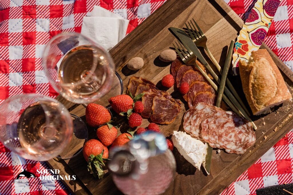 Noah + Cathy Gas Works Park Engagement // Noah & Cathy -