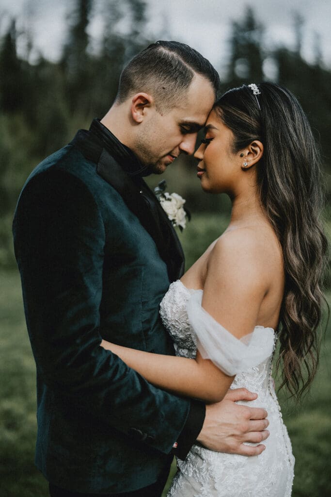 Lake Wilderness Lodge Wedding // Jamie + Jakob -