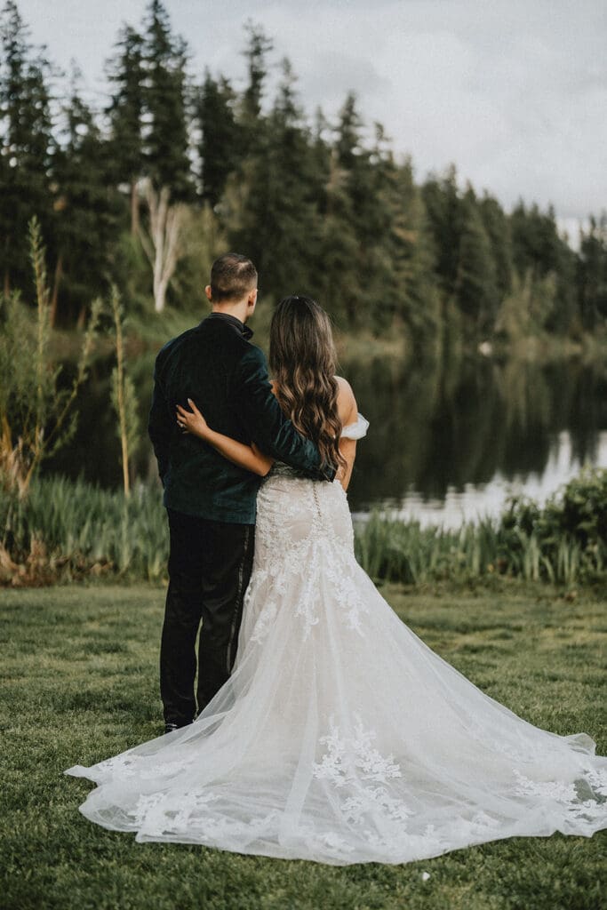Lake Wilderness Lodge Wedding // Jamie + Jakob -