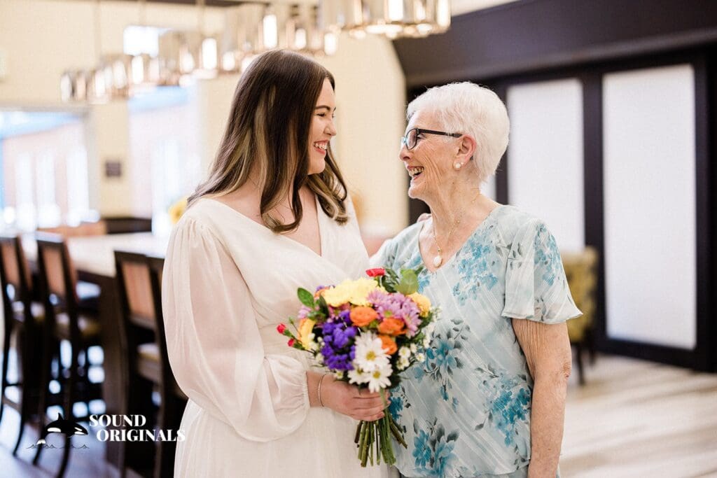 Bekka + Sean Lynnwood Municipal Court Wedding // Bekka + Sean -