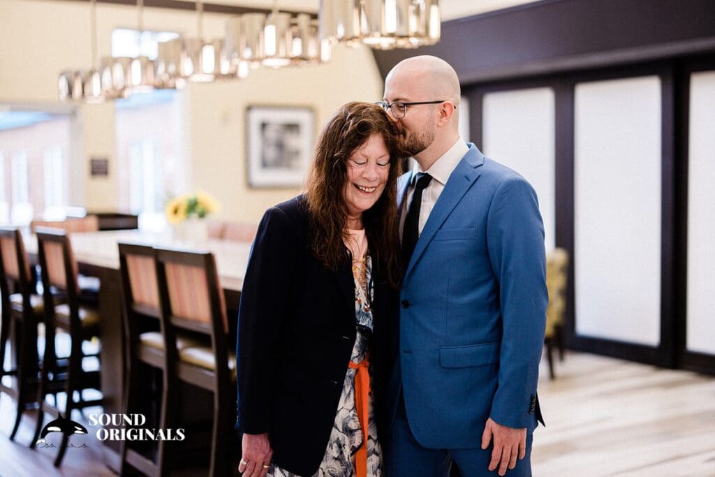 Bekka + Sean Lynnwood Municipal Court Wedding // Bekka + Sean -