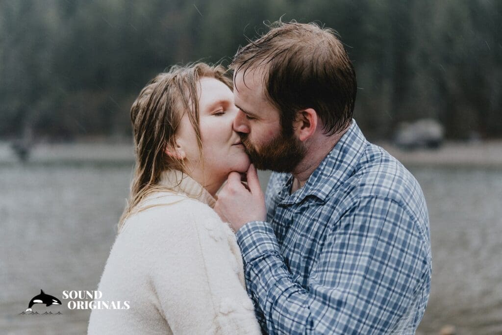 Rattlesnake Lake Engagement // Taylor + Steven -