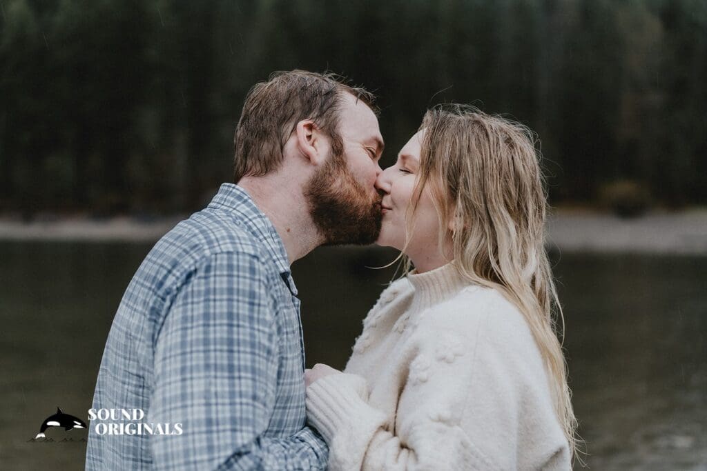 Rattlesnake Lake Engagement // Taylor + Steven -