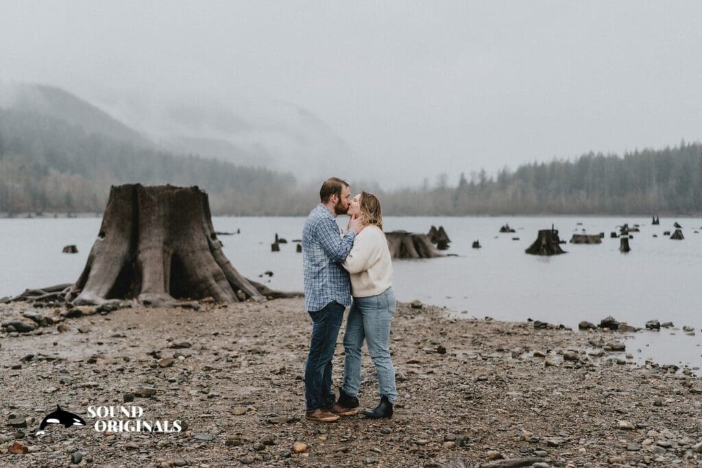 Rattlesnake Lake Engagement // Taylor + Steven -