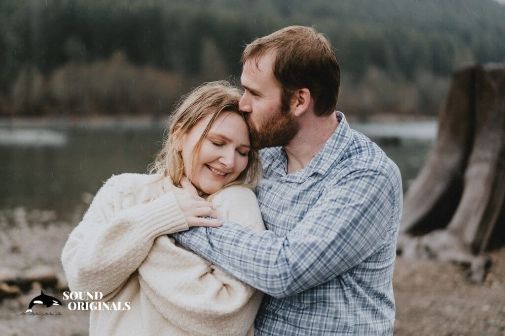 Rattlesnake Lake Engagement // Taylor + Steven -