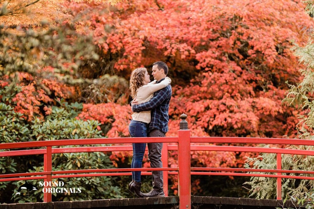 25 STUNNING Locations for Engagement Photos in Seattle -
