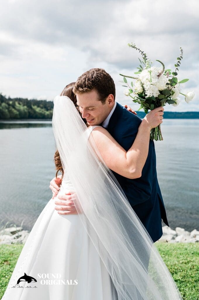 Tacoma Yacht Club Wedding // Kaia + Colin -