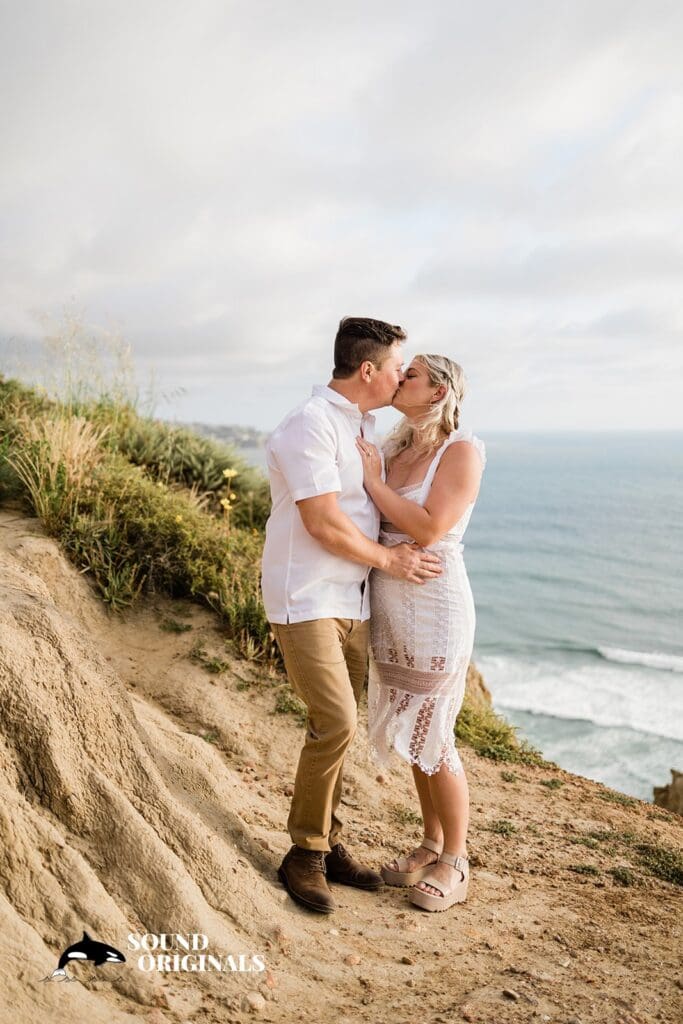 Torrey Pines Gliderport Engagement // Audrey + Bill -