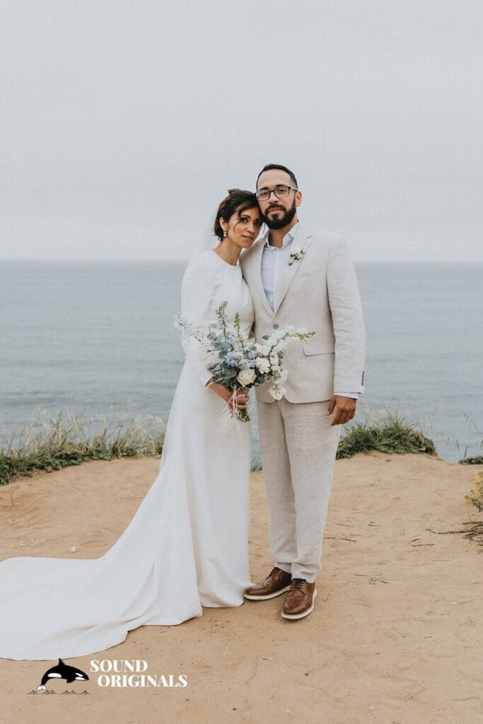<strong>Torrey Pines State Beach Sunset Seat Wedding</strong> -