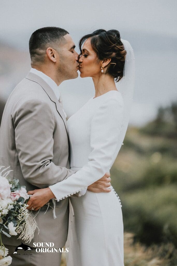 <strong>Torrey Pines State Beach Sunset Seat Wedding</strong> -