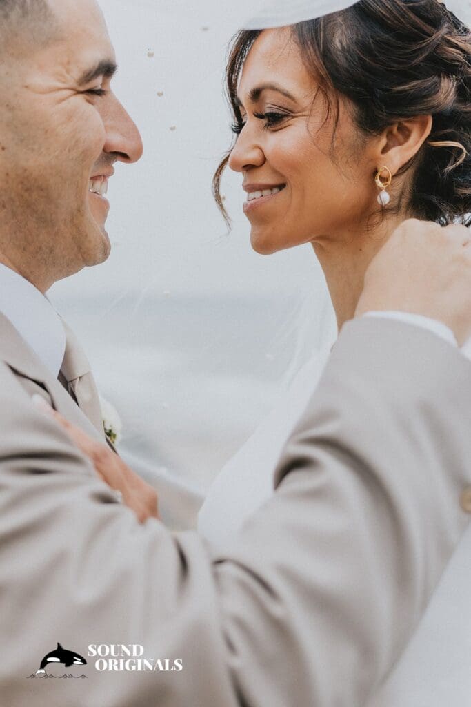 <strong>Torrey Pines State Beach Sunset Seat Wedding</strong> -