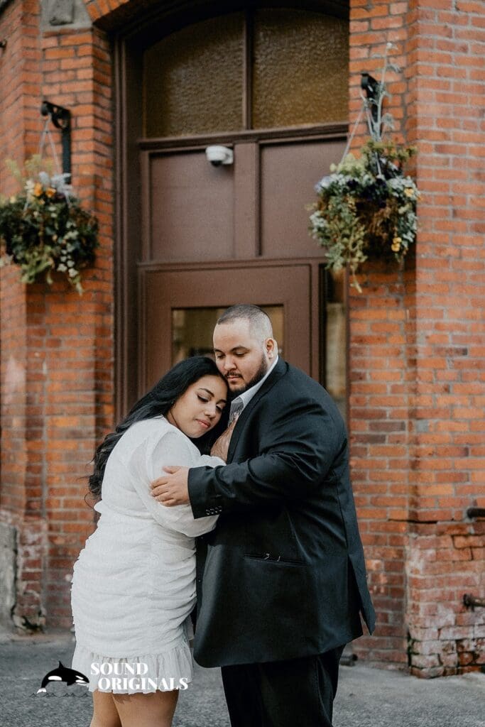 25 STUNNING Locations for Engagement Photos in Seattle -