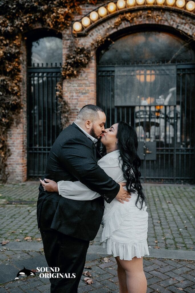Pioneer Square Engagement // Gisselle + Edwin -