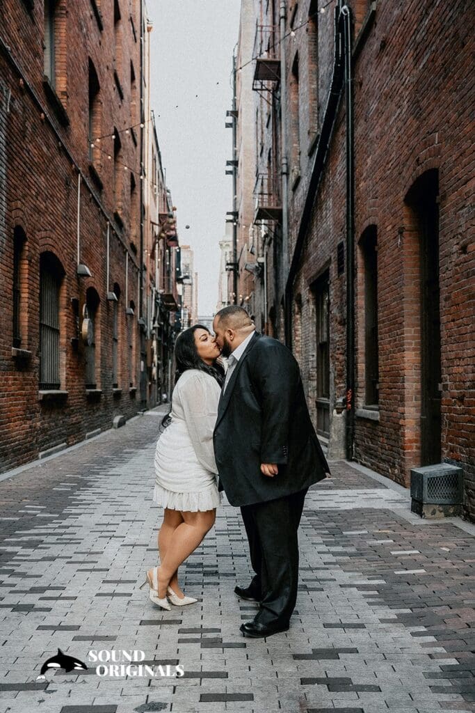 Pioneer Square Engagement // Gisselle + Edwin -