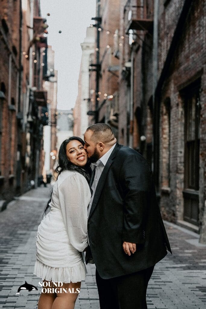 25 STUNNING Locations for Engagement Photos in Seattle -