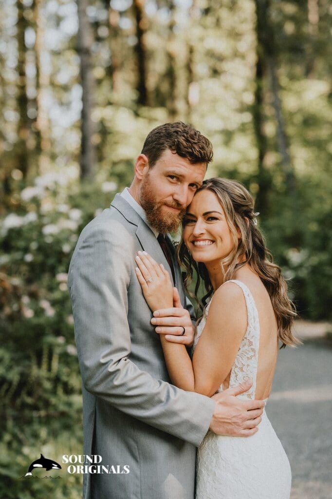 Lake Wilderness Lodge Wedding // Laura + Nicholas -