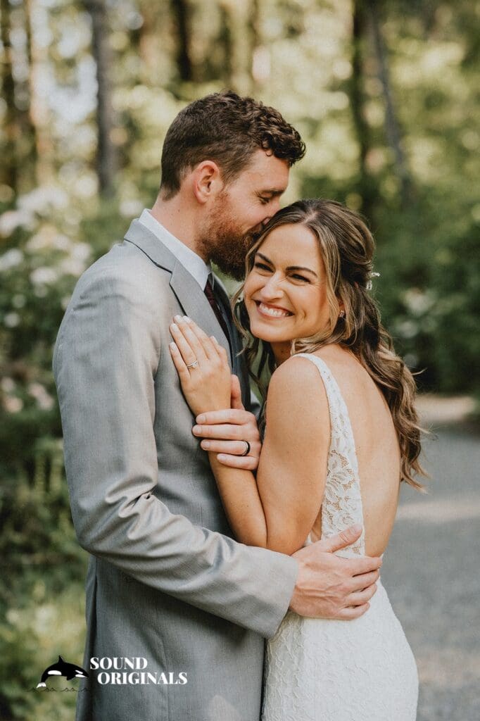 Lake Wilderness Lodge Wedding // Laura + Nicholas -