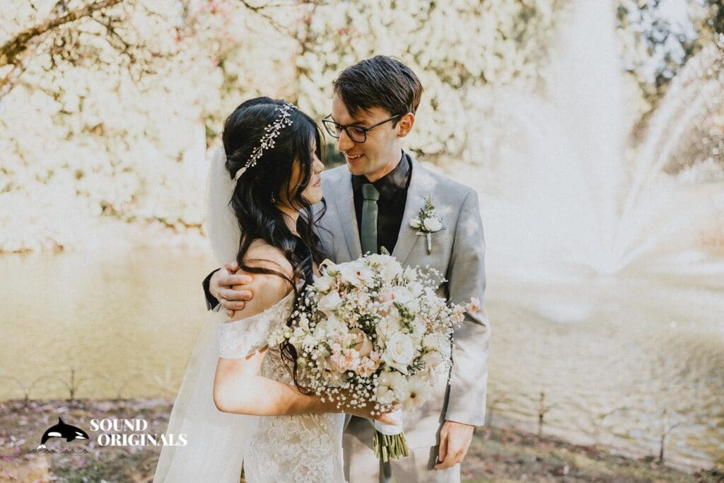 Lakeside Gardens Wedding // Caleigh + Joshua -