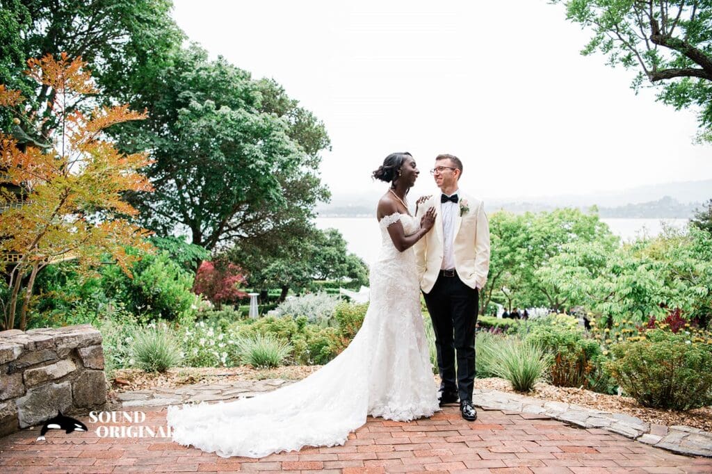 Landmarks Society Art & Garden Center Wedding // Grace + Gilad -