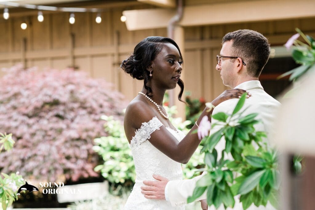 Landmarks Society Art & Garden Center Wedding // Grace + Gilad -
