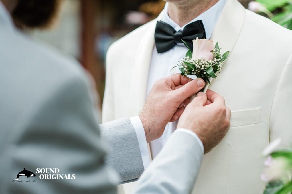 Landmarks Society Art & Garden Center Wedding // Grace + Gilad -