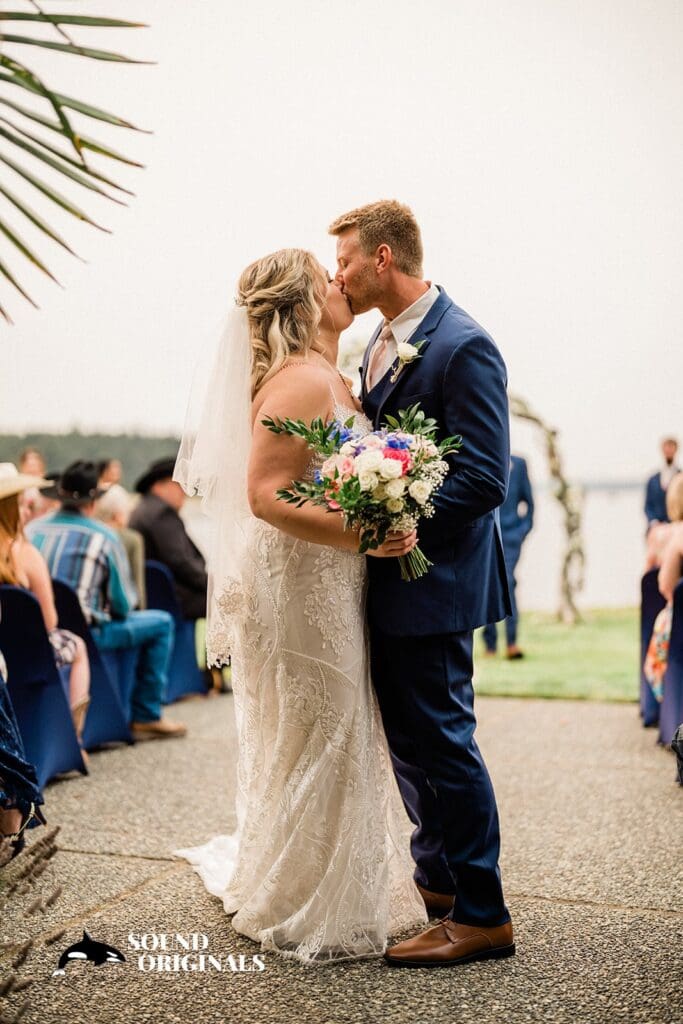 Lopez Island Wedding // Alexa + Ryan -