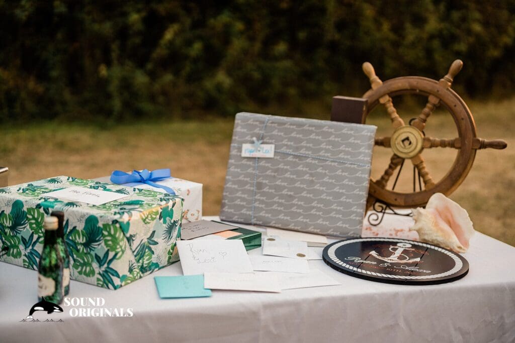 Lopez Island Wedding // Alexa + Ryan -