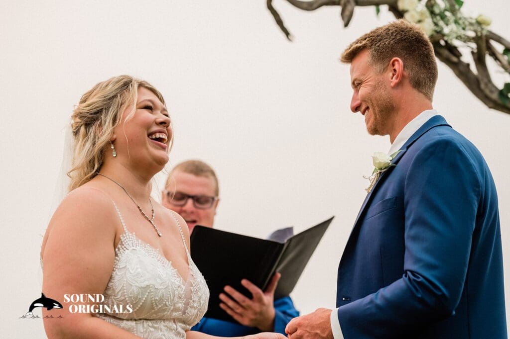 Lopez Island Wedding // Alexa + Ryan -