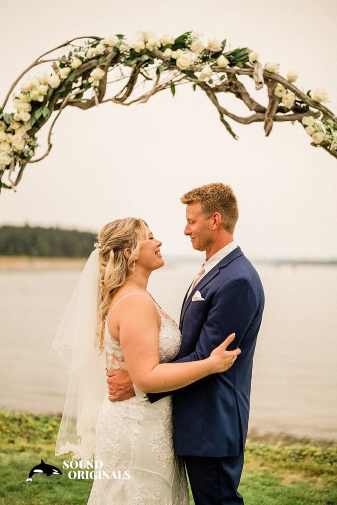 Lopez Island Wedding // Alexa + Ryan -