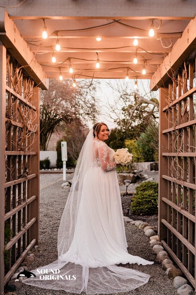 The Manor House at Pleasant Beach Wedding // Kaitlin & Chris -