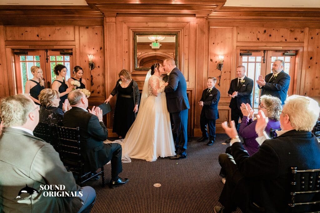 The Manor House at Pleasant Beach Wedding // Kaitlin & Chris -