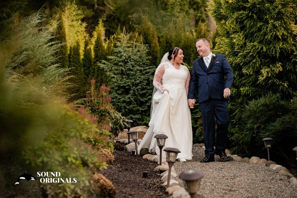 The Manor House at Pleasant Beach Wedding // Kaitlin & Chris -