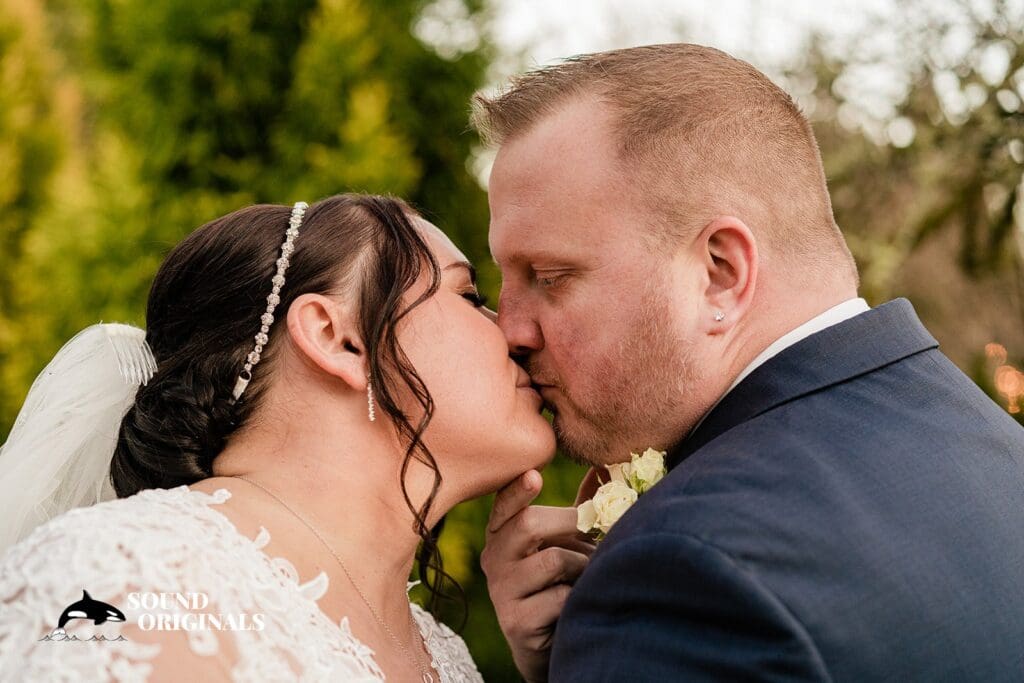 The Manor House at Pleasant Beach Wedding // Kaitlin & Chris -