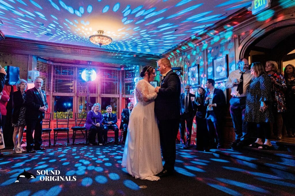 The Manor House at Pleasant Beach Wedding // Kaitlin & Chris -