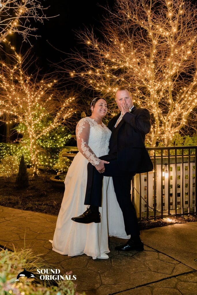 The Manor House at Pleasant Beach Wedding // Kaitlin & Chris -