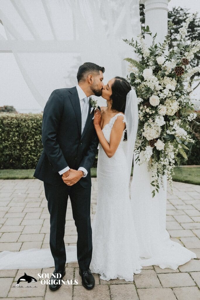 Oceano - Half Moon Bay Wedding // Martin + Nicole -