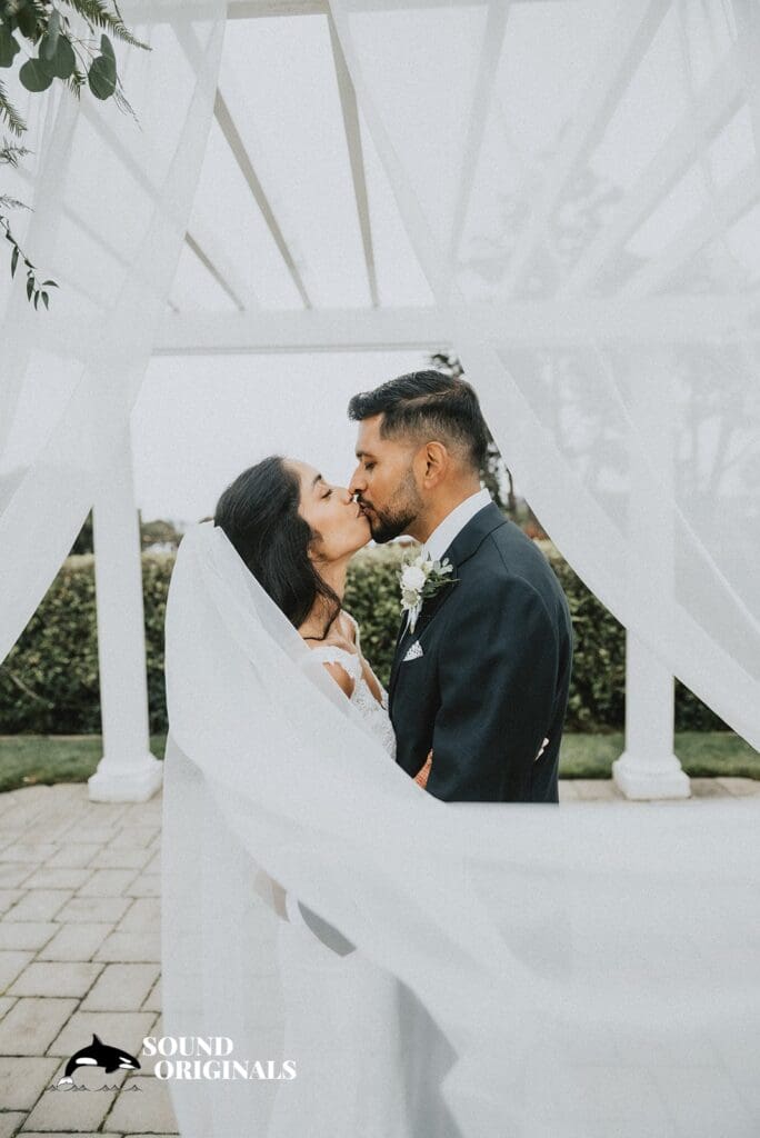 Oceano - Half Moon Bay Wedding // Martin + Nicole -