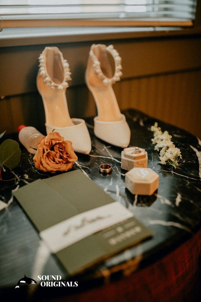 The Cattle Barn Wedding // Shelbi + Mat -