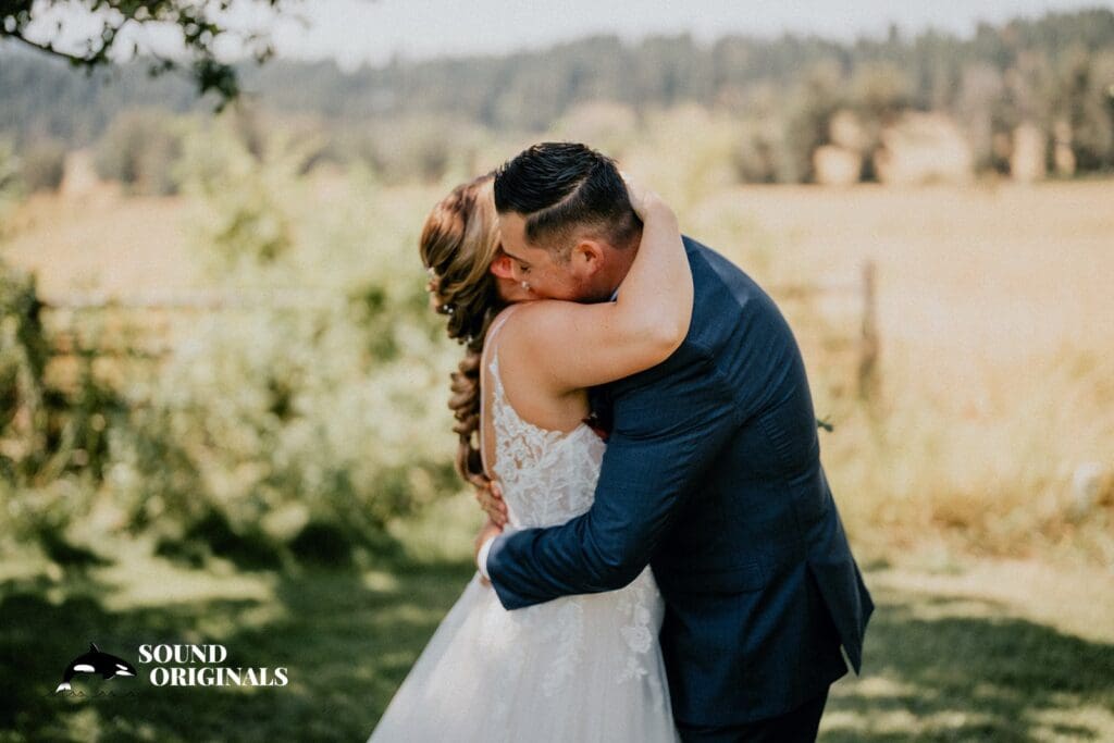 The Cattle Barn Wedding // Shelbi + Mat -