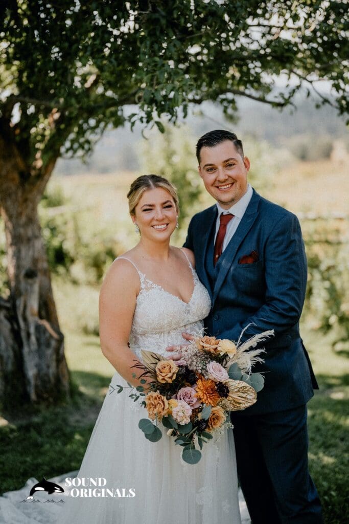 The Cattle Barn Wedding // Shelbi + Mat -