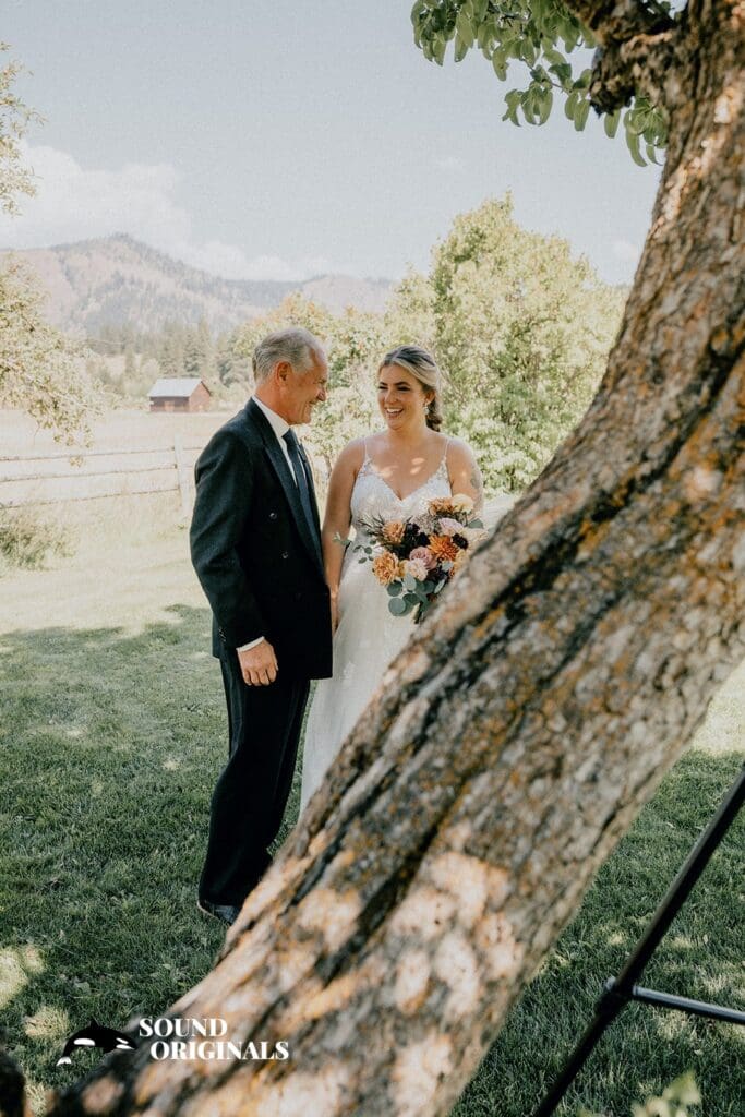 The Cattle Barn Wedding // Shelbi + Mat -