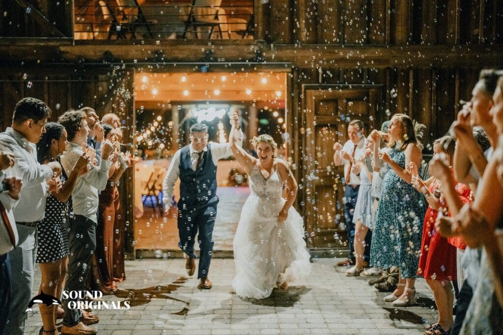 The Cattle Barn Wedding // Shelbi + Mat -