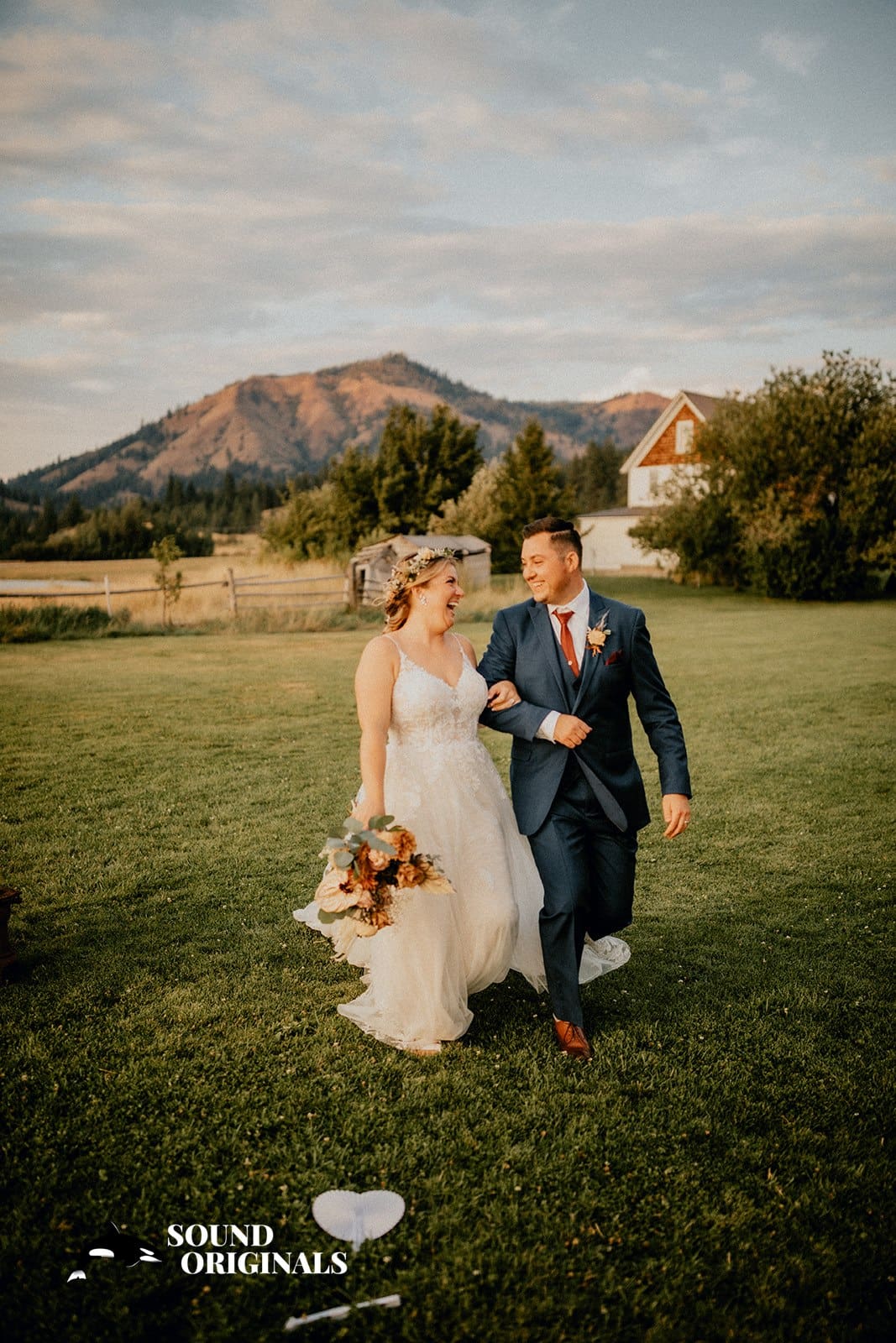 The Cattle Barn Wedding // Shelbi + Mat -