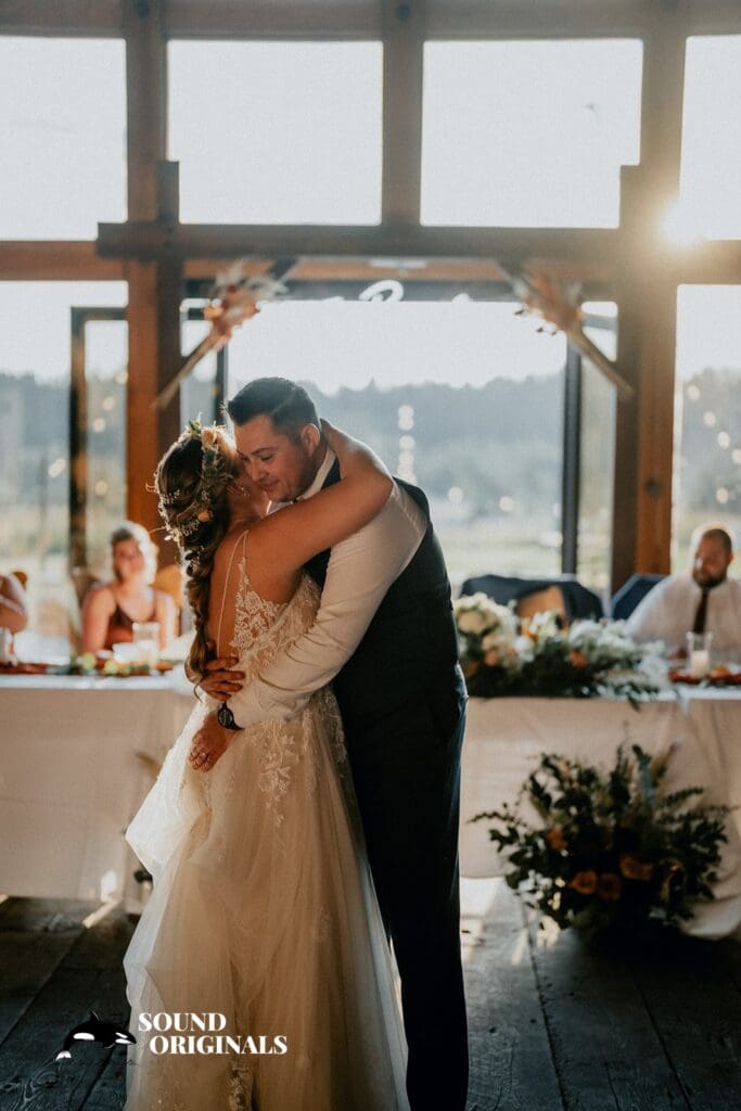 The Cattle Barn Wedding // Shelbi + Mat -