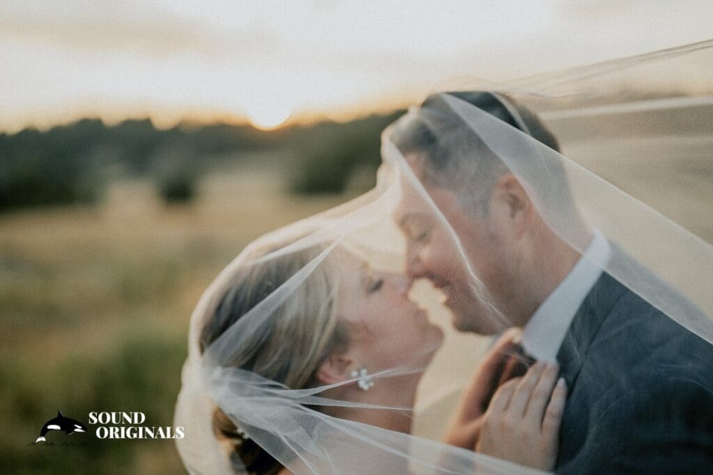 The Cattle Barn Wedding // Shelbi + Mat -