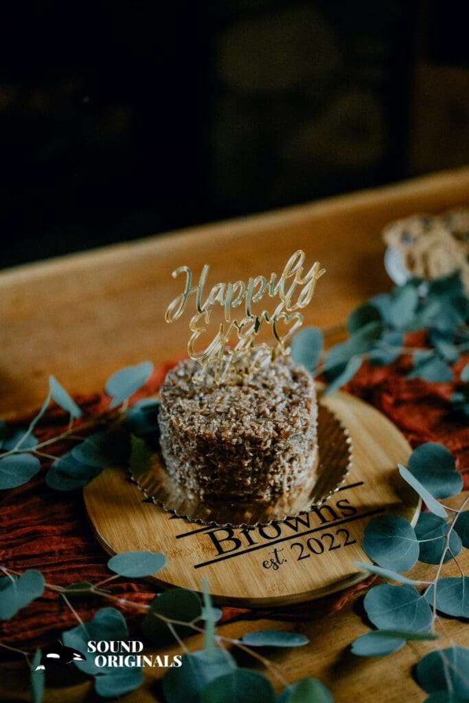 The Cattle Barn Wedding // Shelbi + Mat -