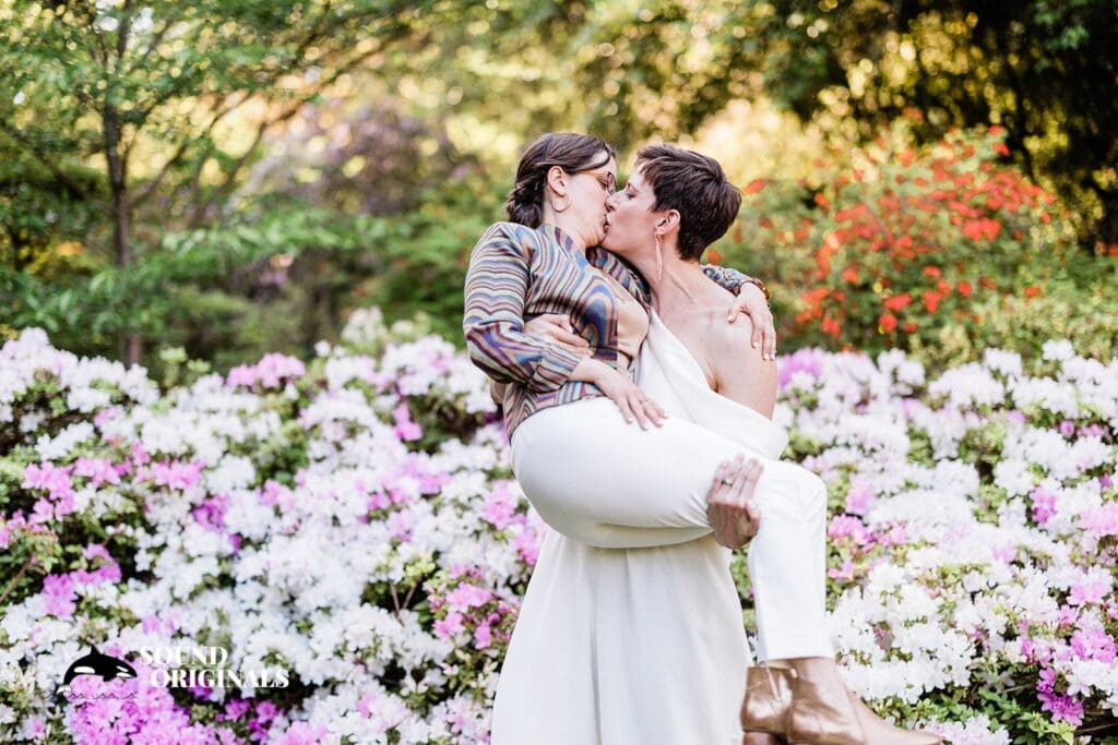 25 STUNNING Locations for Engagement Photos in Seattle -
