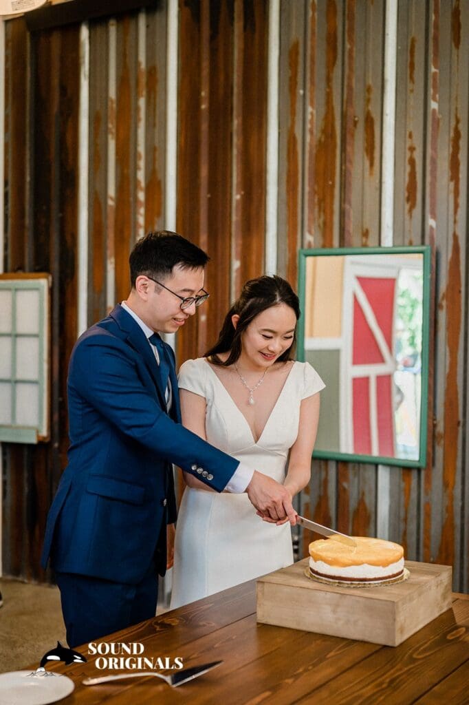 Woodinville Lavender Farm Wedding // Jeanette + Jonathan -